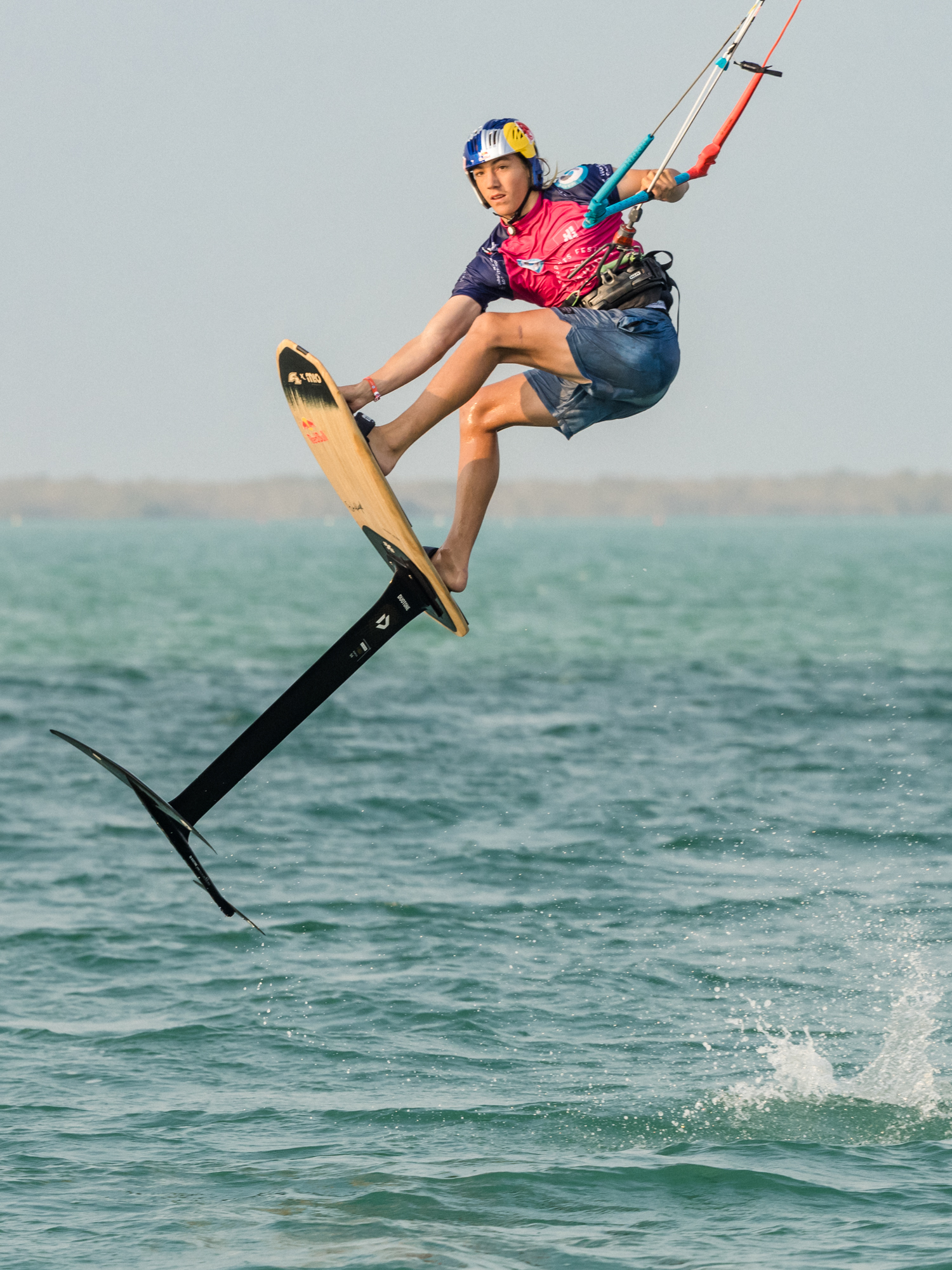 Hydrofoil riding
